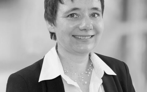 Dr. Kerstin Hermuth-Kleinschmidt